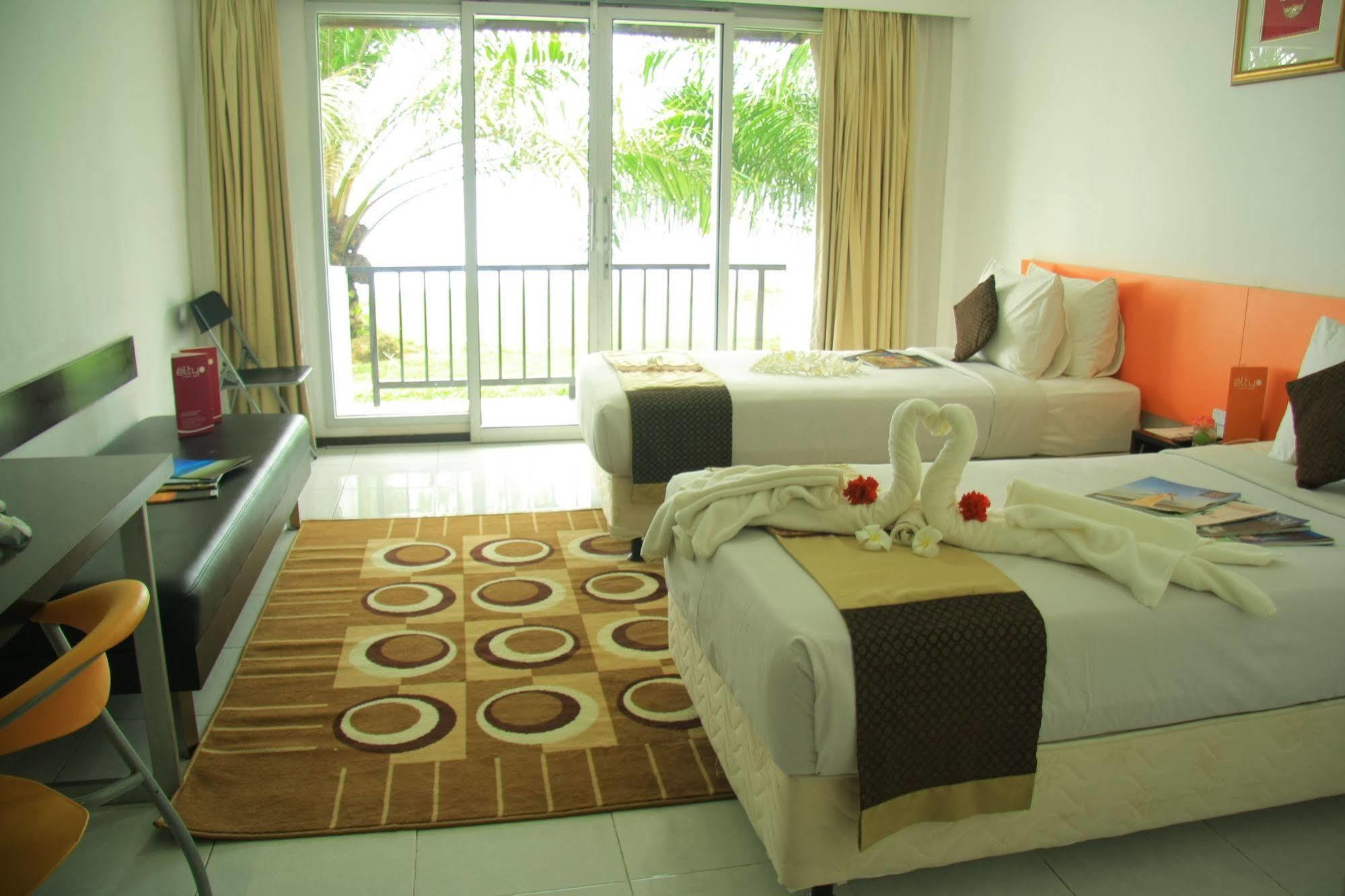 Grand Elty Krakatoa Hotel Kalianda Ngoại thất bức ảnh